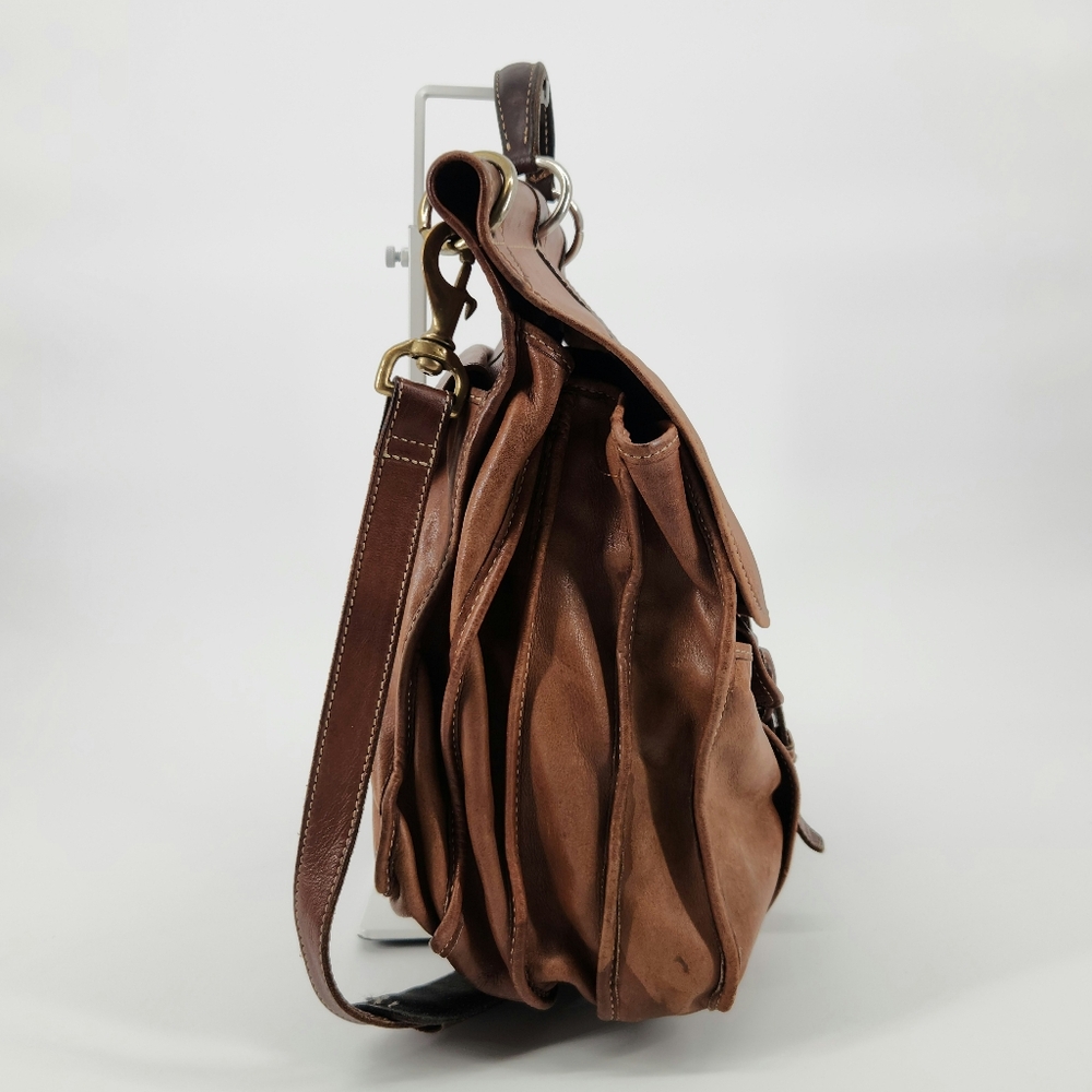 Classic Tan Leather Briefcase - Picture 4 of 16